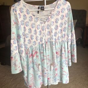 Cute baby doll top - size Large